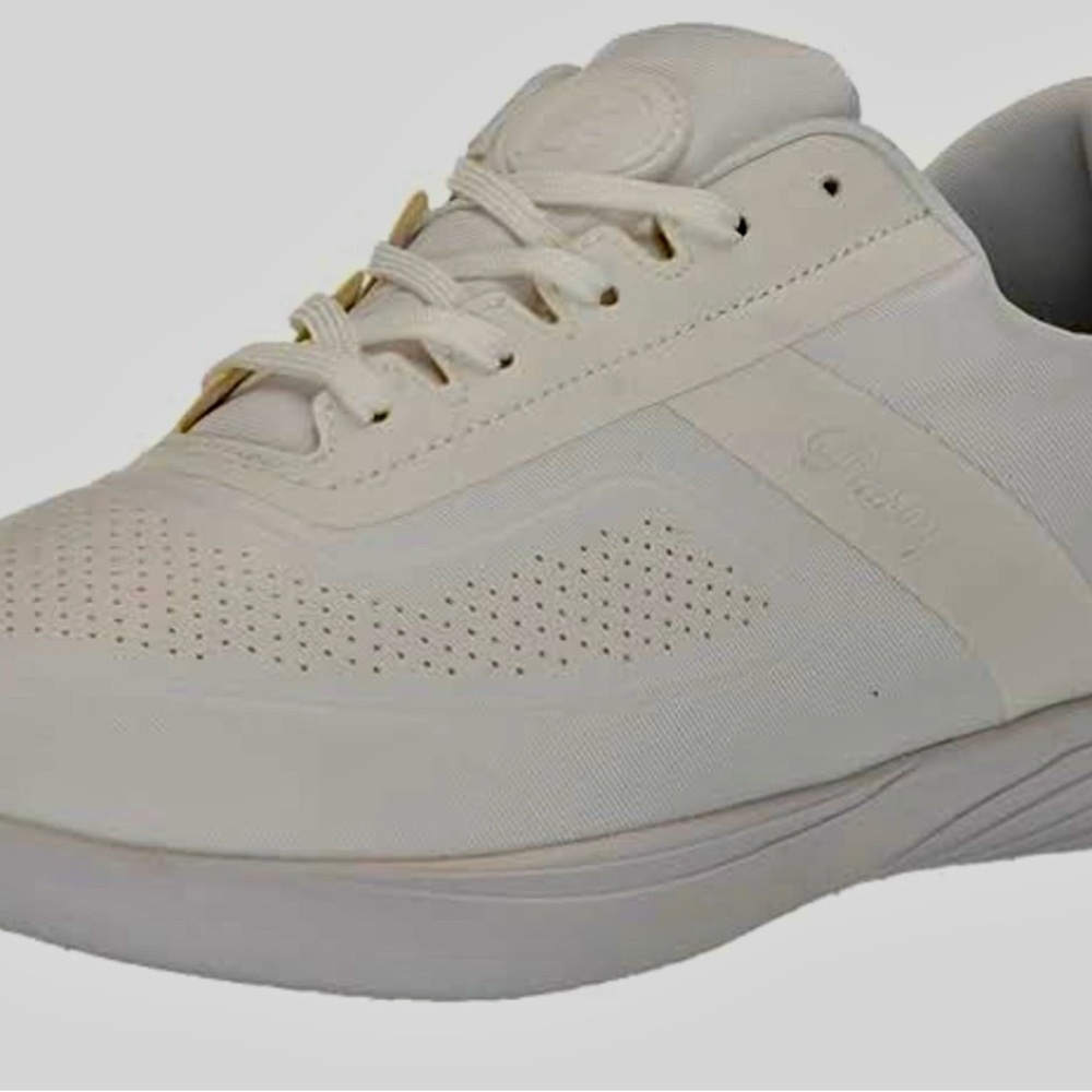 Pastry White Shoes with Breathable Design